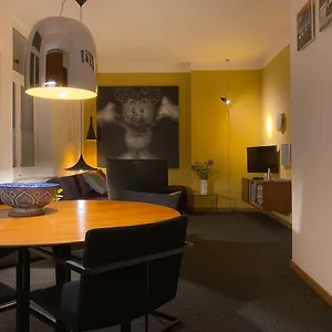 https://besselaar-apartments.eindhoven-hotels.net